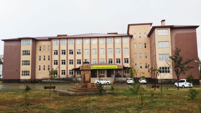 8-eleskirt_imam_hatip1